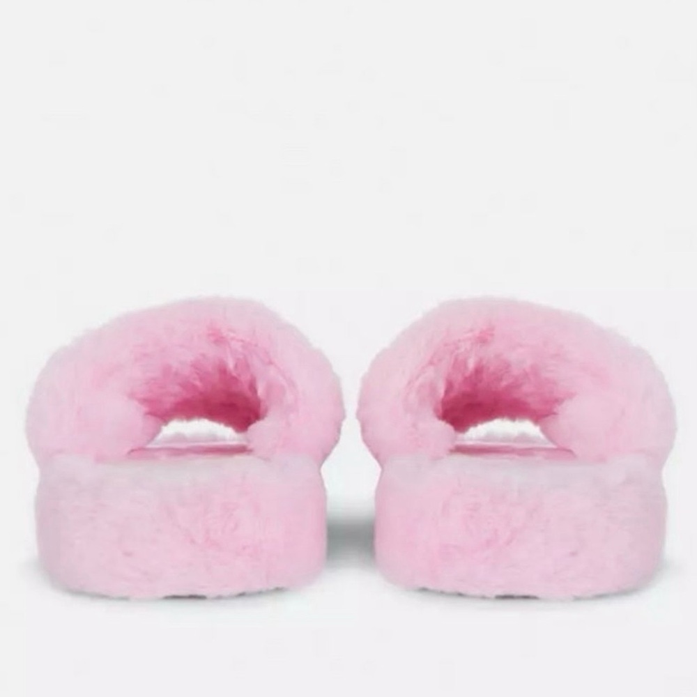 *NEW* Barbie Pink Slippers Size S (5/6) - Picture 11 of 13